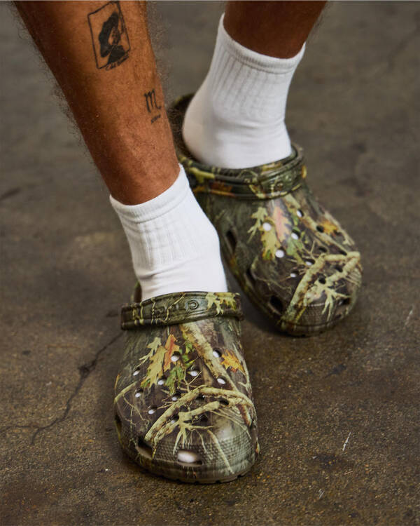 Crocs True Timber Kanati Classic Clogs for Unisex