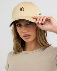 New Era NY Yankees Cap for Womens image number null