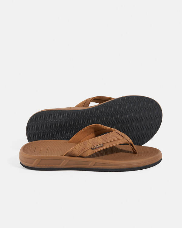 Skylark Skipper Thongs for Mens
