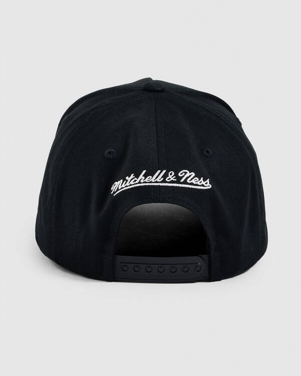 Mitchell & Ness Chicago Bulls Pro Pinch Snapback Cap for Mens