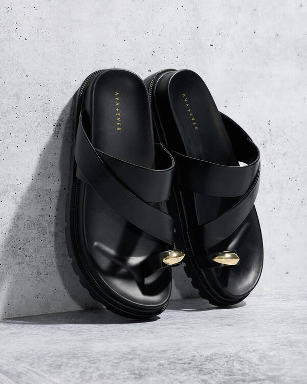 Ava And Ever Toe Ring Flatform Shoes for Womens