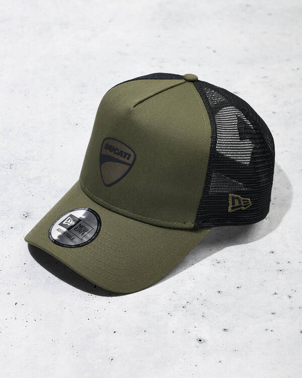 New Era Ducati 940 Trucker Cap for Mens
