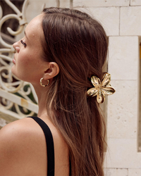 Karyn In LA Frangipani Hair Claw Clip for Womens image number null