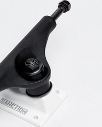 Sanction Skateboard Truck for Unisex image number null