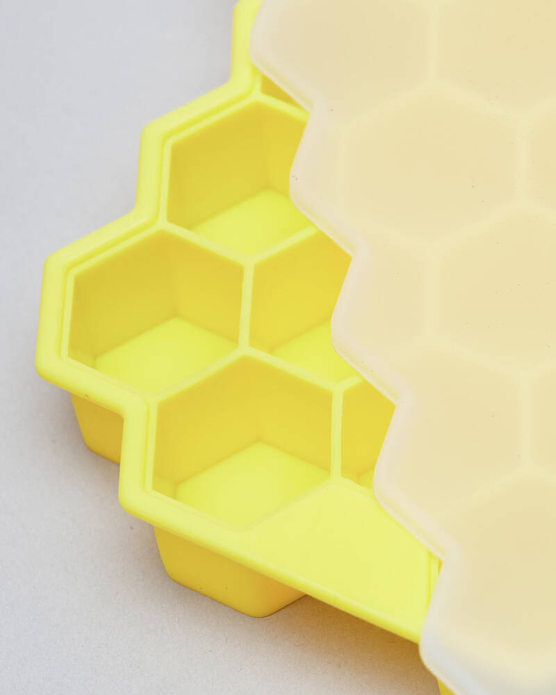 Get It Now Honeycomb Ice Tray for Unisex