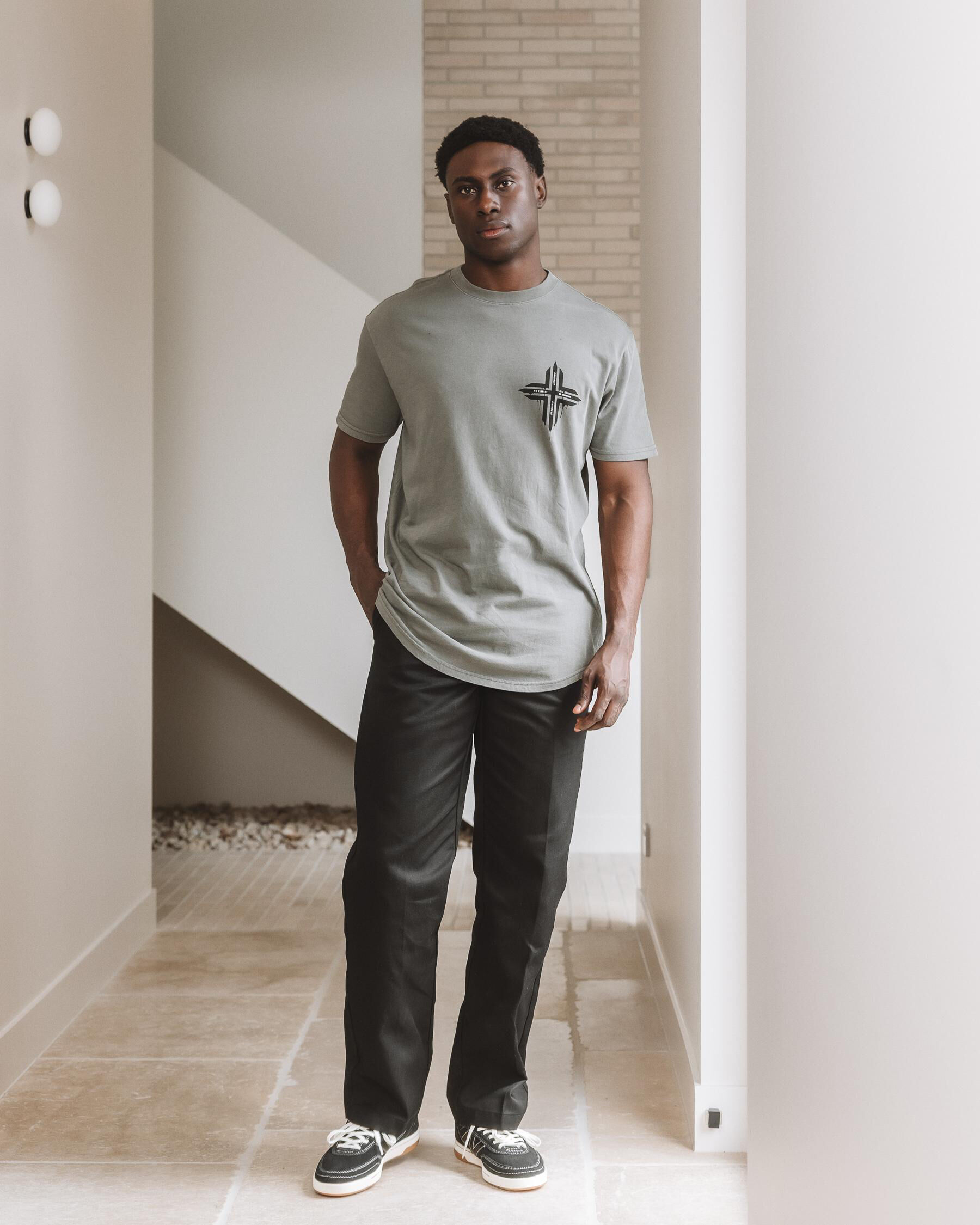 Shop Kiss Chacey Preservation Dual Curved T-Shirt In Pigment
