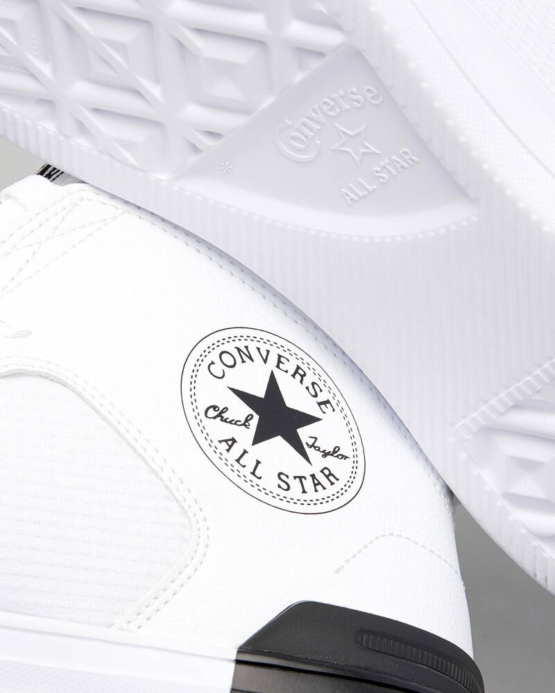 chuck taylor ultra mid white