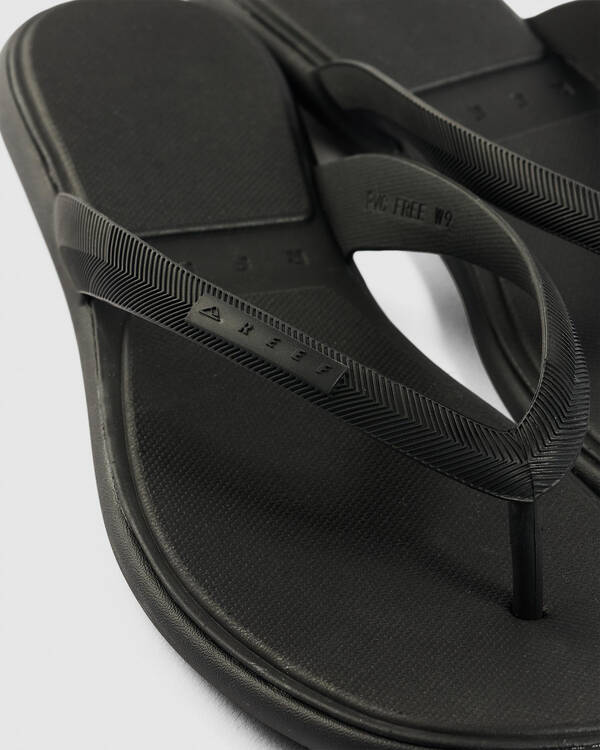 Reef Water Willow Malibu Thongs for Womens