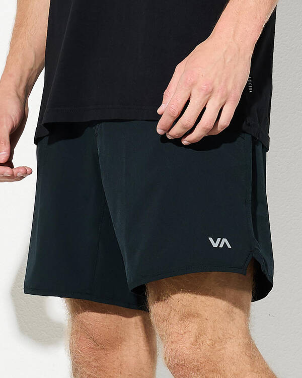 Yogger Stretch 17" Shorts