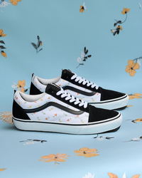 Vans Womens Old Skool Shoes for Womens image number null