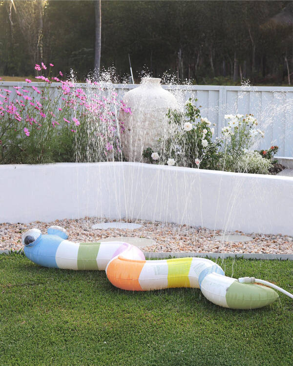 Sunnylife Snake Inflatable Sprinkler for Unisex