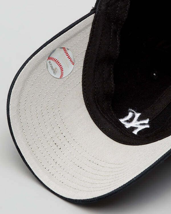 Forty Seven New York Yankees Base Runner Clean Up Strapback Cap for Mens