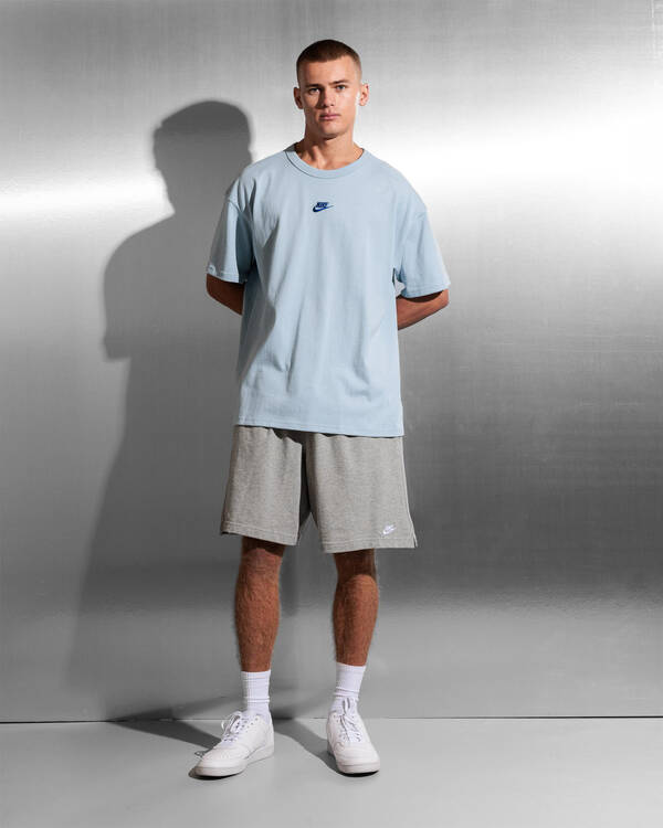 Nike Loose Premium Essential T-Shirt for Mens