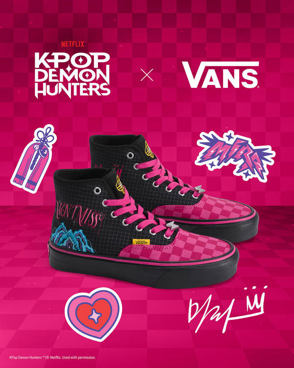 Big Kids' KPop Demon Hunters Authentic Hi Shoes