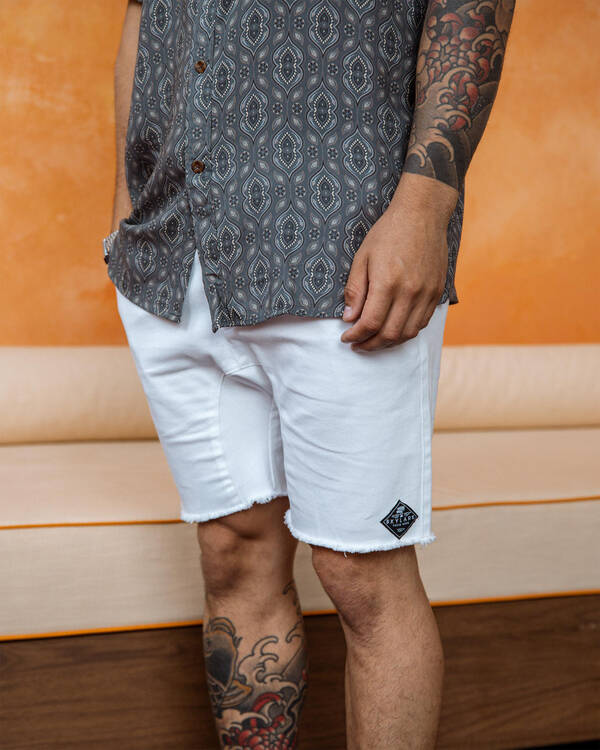 Erase Drop Crotch Walk Shorts