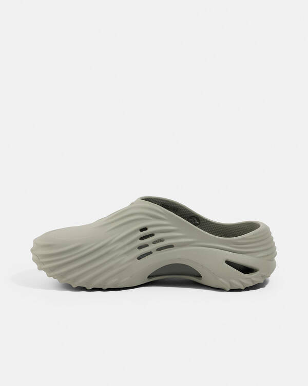 Crocs Echo Wave Clogs for Mens