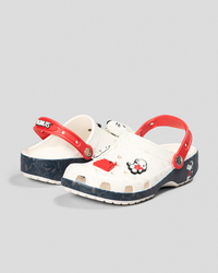 Crocs Kids' Peanuts Classic Clogs for Unisex image number null