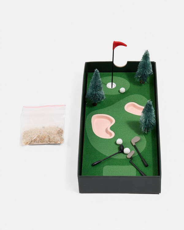 Kikkerland Desktop Golf for Womens