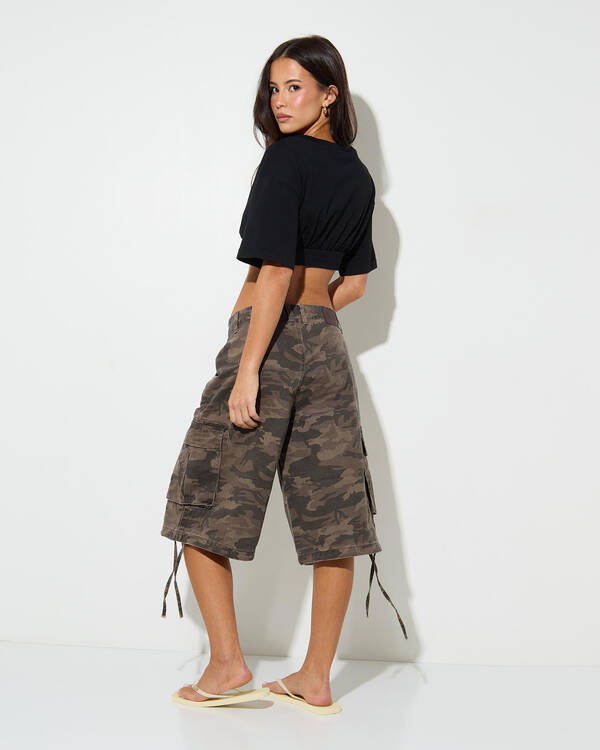 DESU Tristan Cargo Capri Shorts for Womens
