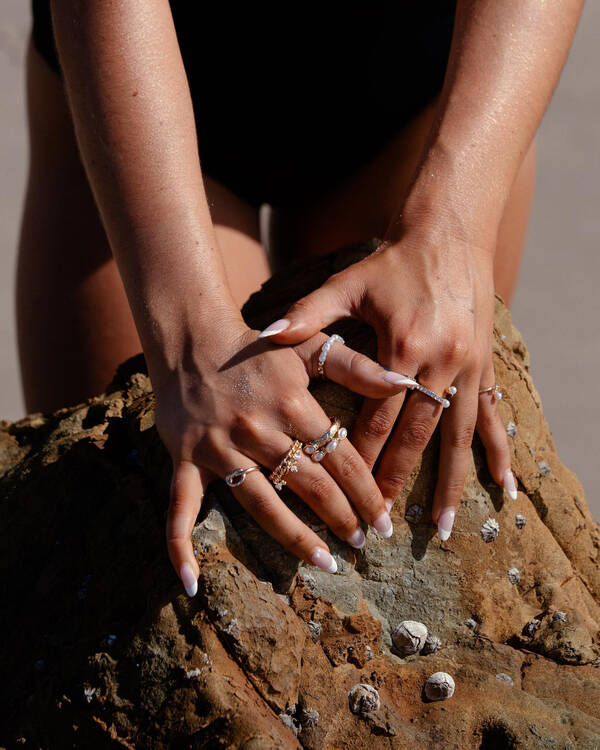 Karyn In LA Pearl Ring Pack for Womens