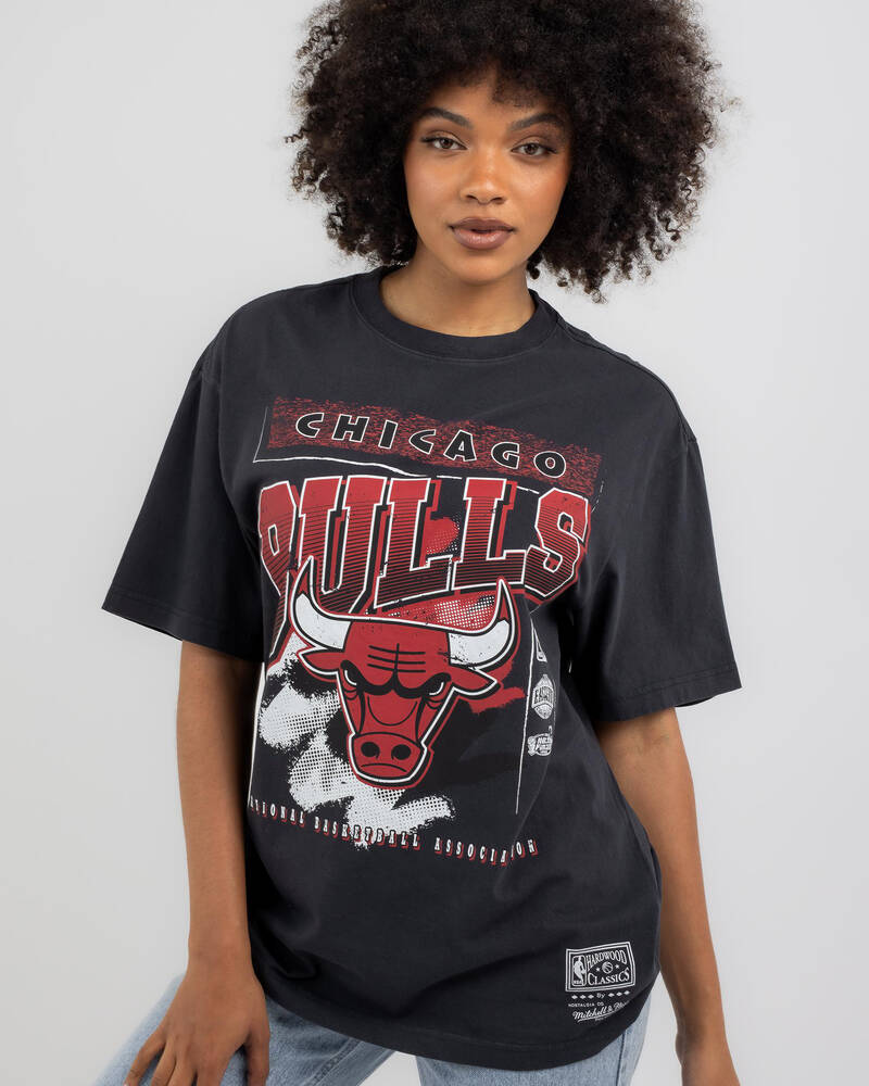 Mitchell & Ness Chicago Bulls Brush Off 2.0 T-Shirt for Womens