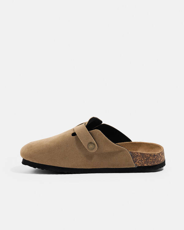 Skylark Boys' Cortina Clogs for Mens