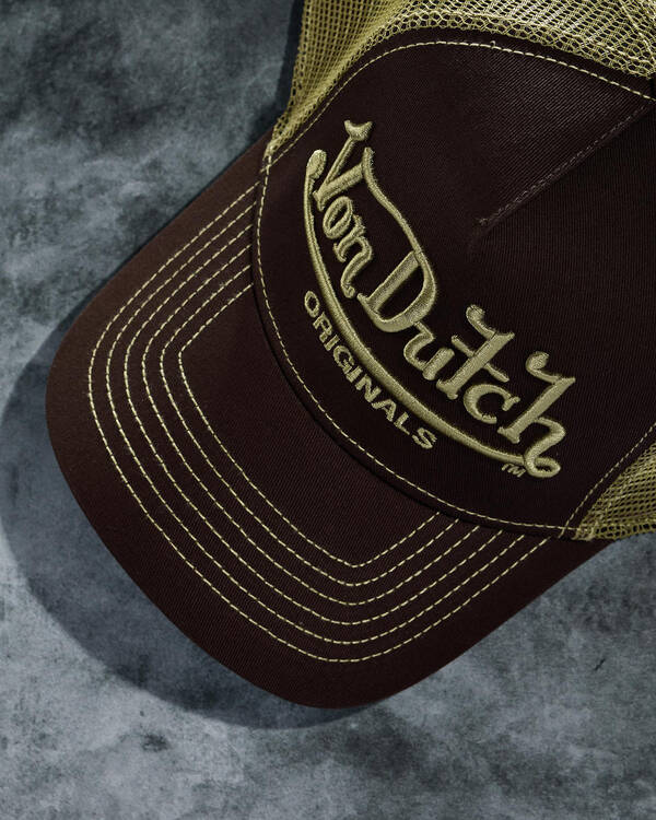 Von Dutch Big Signature Trucker Cap for Unisex