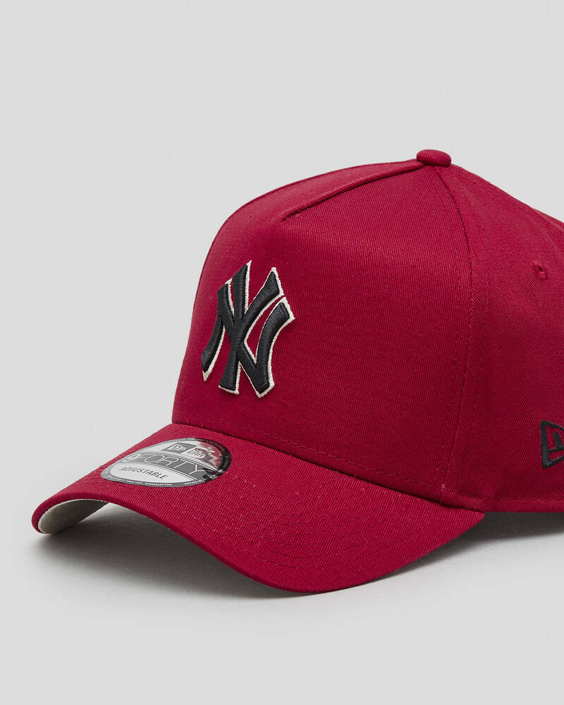 New Era New York Yankees 9Forty Snapback Cap for Mens