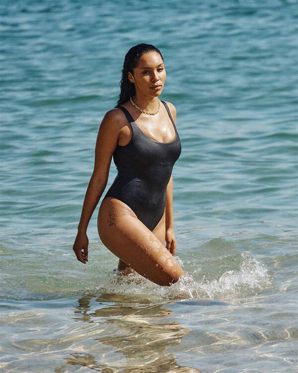 Scoop Neck One Piece Light-Moderate Swimsuit