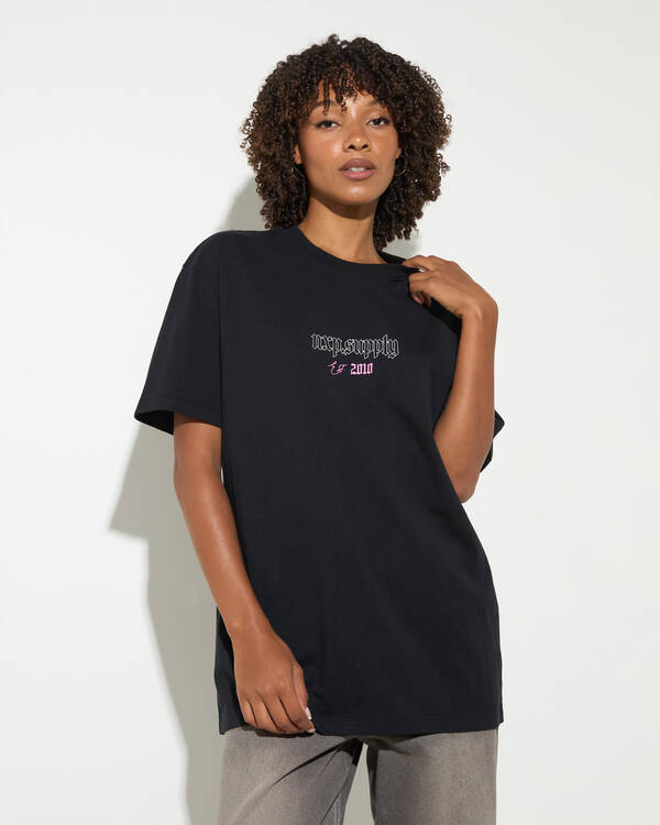 Nena & Pasadena Upscale Relaxed T-Shirt for Womens