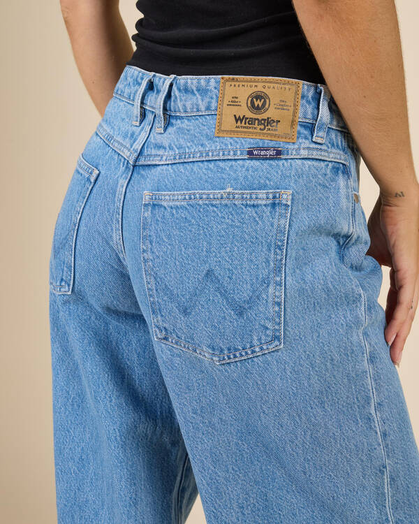 Wrangler Low Farrah Super Baggy Jeans for Womens
