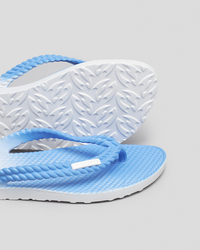 Billabong Kick Back Dip Dye Thongs for Womens image number null