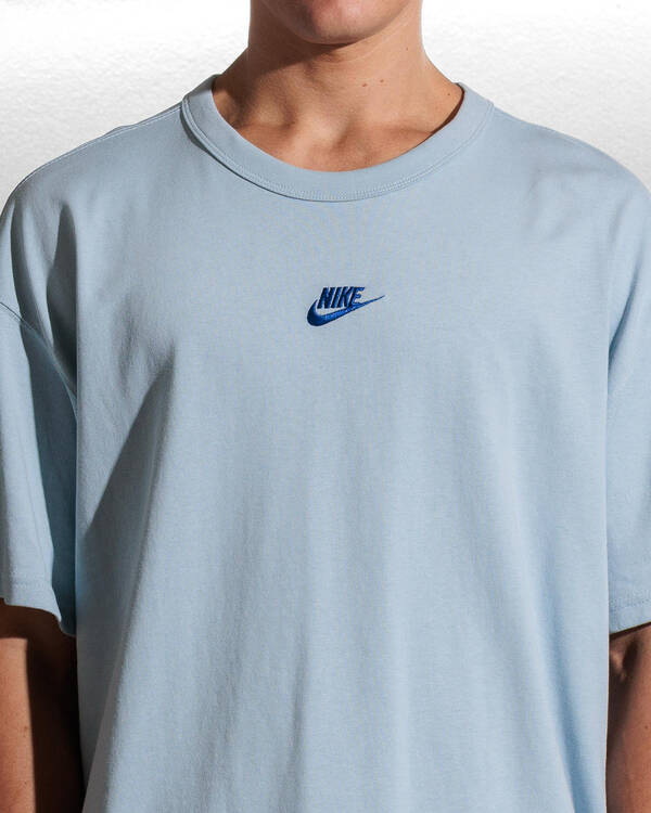 Nike Loose Premium Essential T-Shirt for Mens