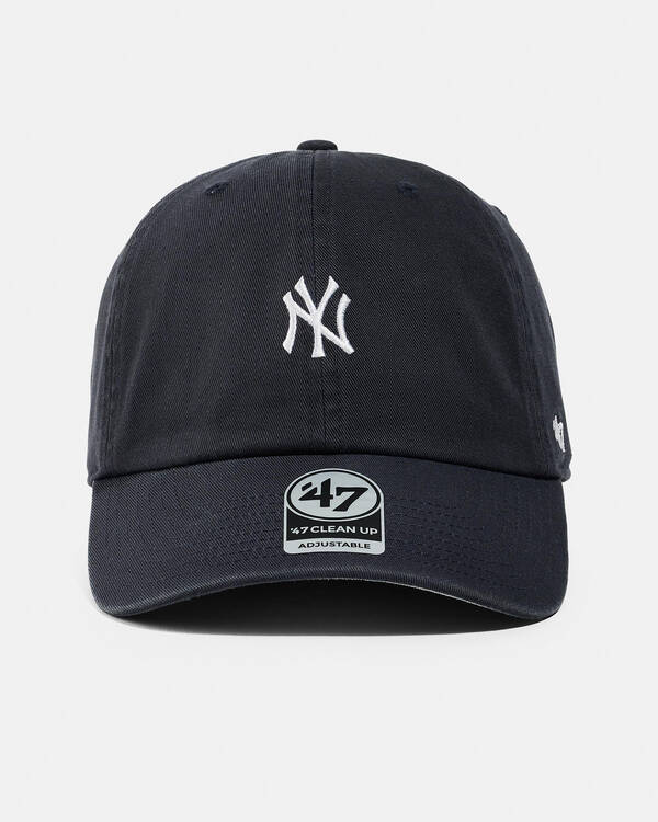 Clean Up Baserunner New York Yankees Cap