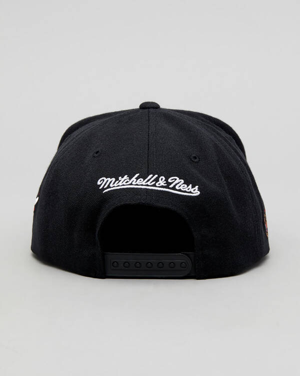 Bulls Old English Faded Cap