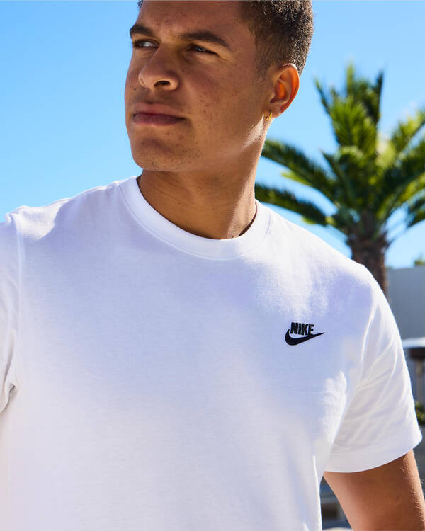 Sportswear Club T-Shirt