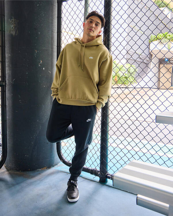 Sb Essential Logo Hoodie