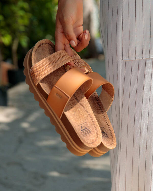 Cushion Vista Hi Slide Sandals