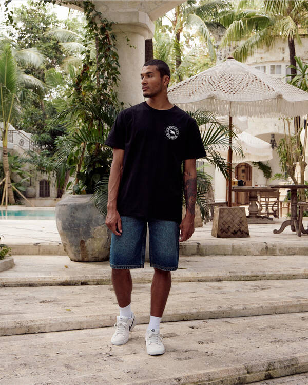 Signature Bull Relaxed T-Shirt