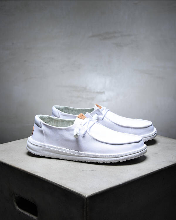 Wendy Stretch Canvas Shoes