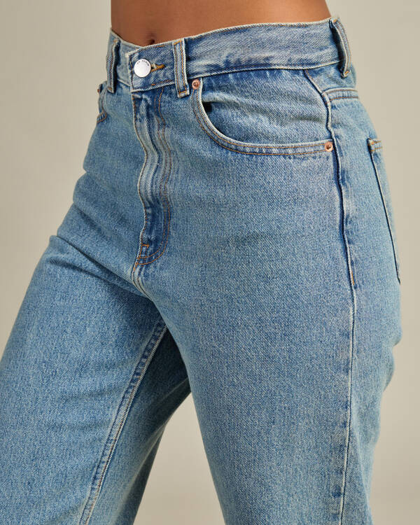 Echo High Straight Jeans
