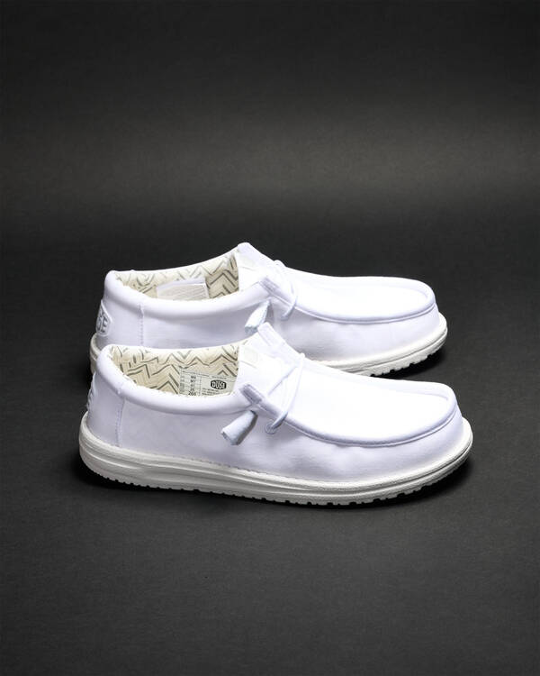 Wally Stretch Canvas Shoes