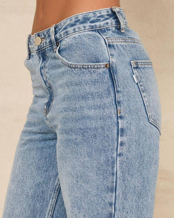 Veyda Wide Leg Jeans