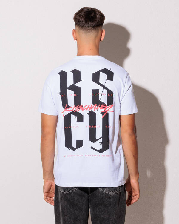 Twisted Standard T-Shirt