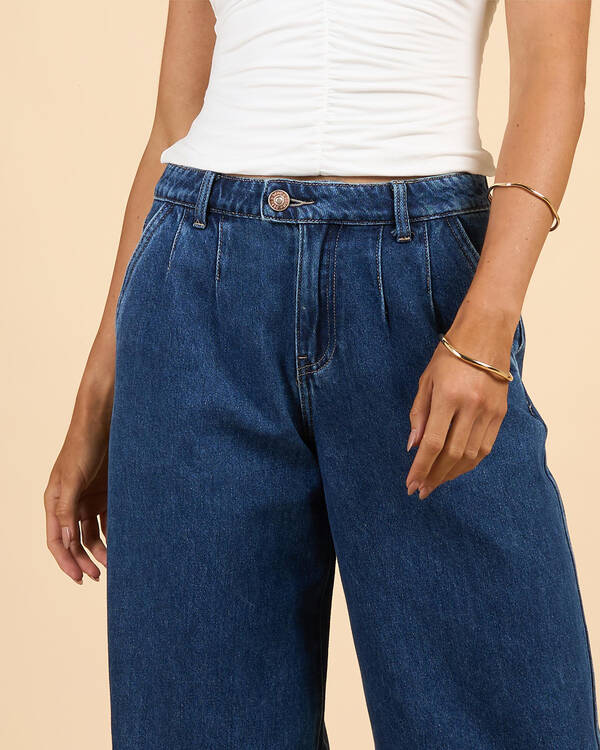 Lady Di Pleated Jeans