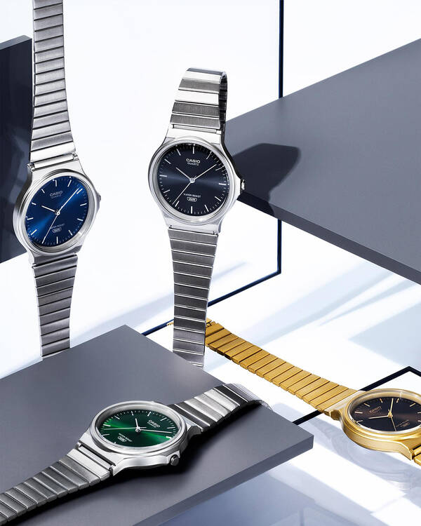 MQ24DA-1A Watch