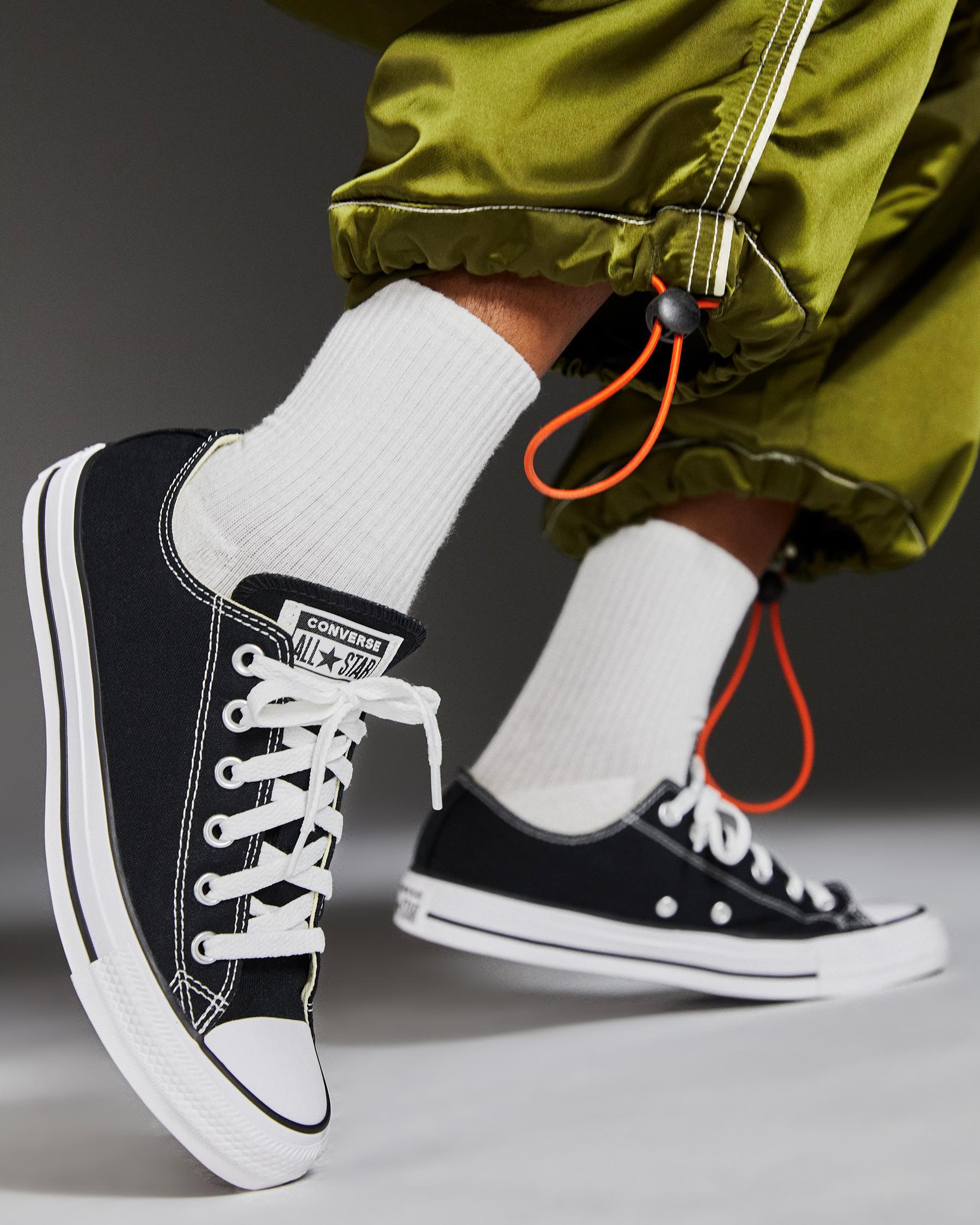Converse Womens Chuck Taylor Lo-Pro Shoes In Black - Fast Shipping ...