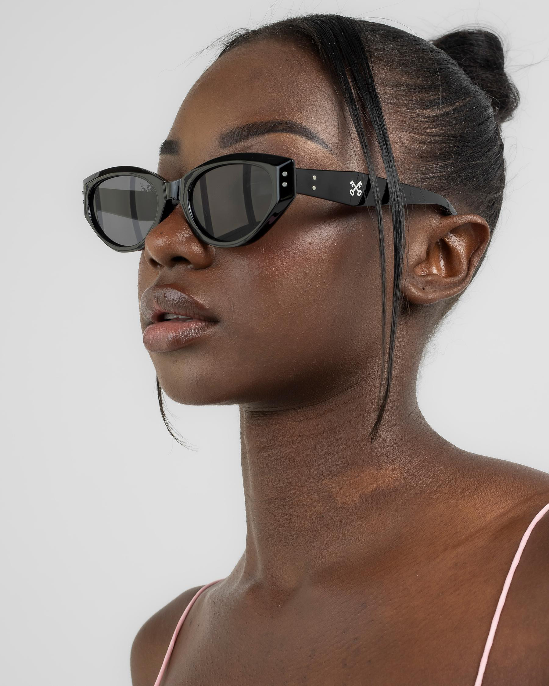Shop Tuke Eyewear Miami Sunglasses In Black/smoke Fast Shipping