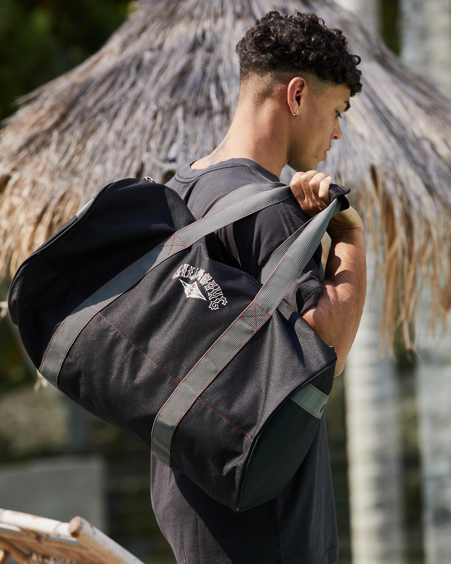 Billabong Traditional Duffle Bag In Black Fast Shipping & Easy