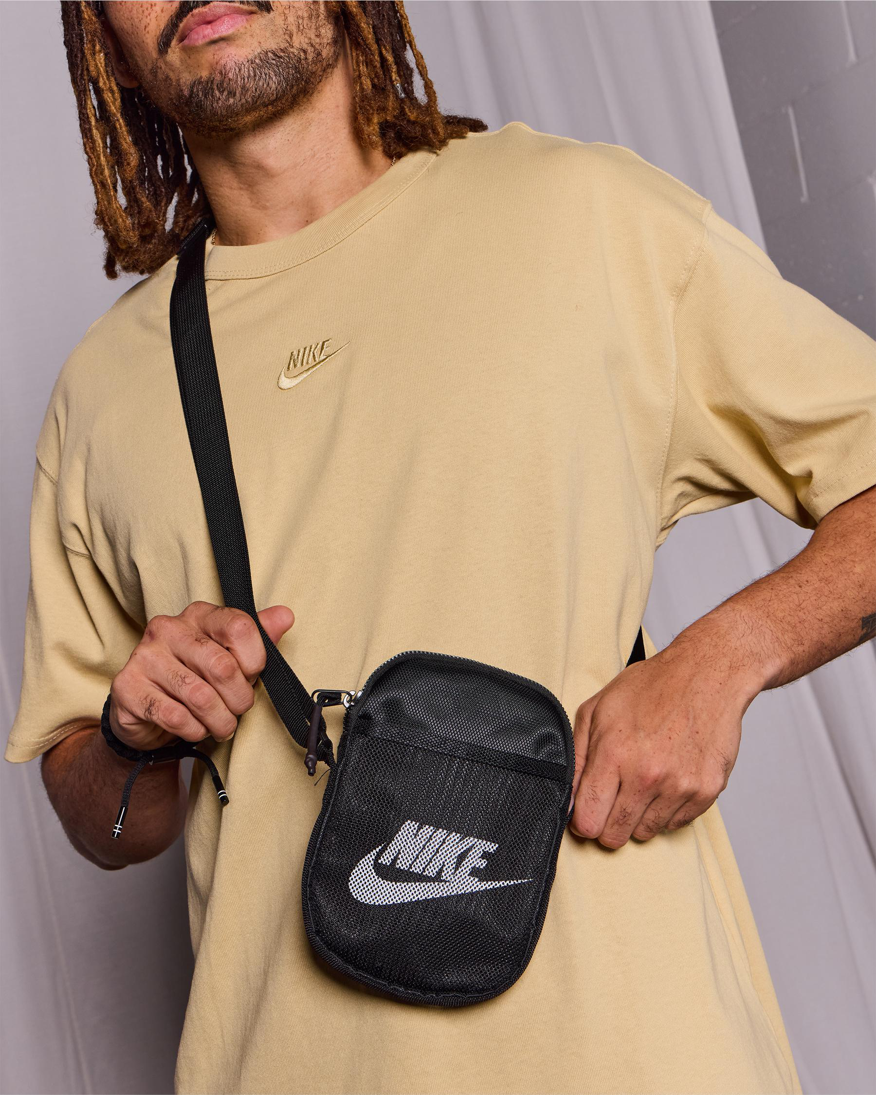 Nike Heritage Crossbody Bag In Black/black/white - FREE* Shipping